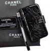 Chanel_Camellia_iPhone_5_5S_Case_Black_114.jpg